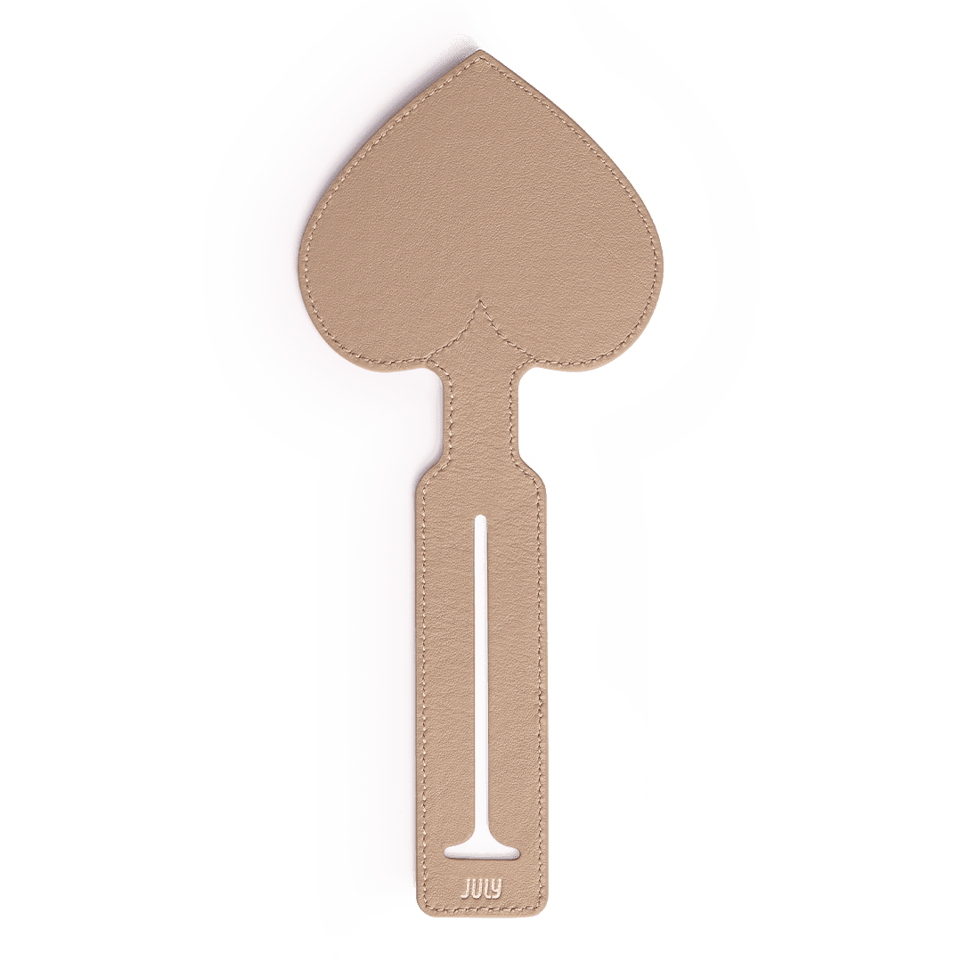Luggage_Tag_Heart_Oyster_2_095b9ca41d.png